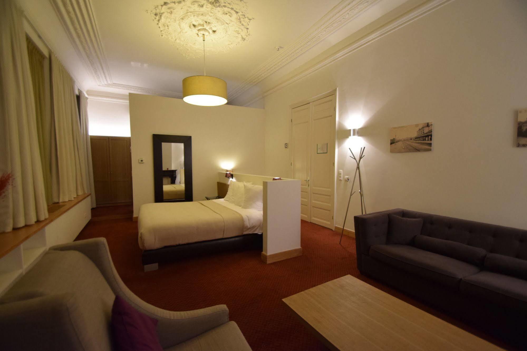 Hotel Geeraard Grammont Extérieur photo